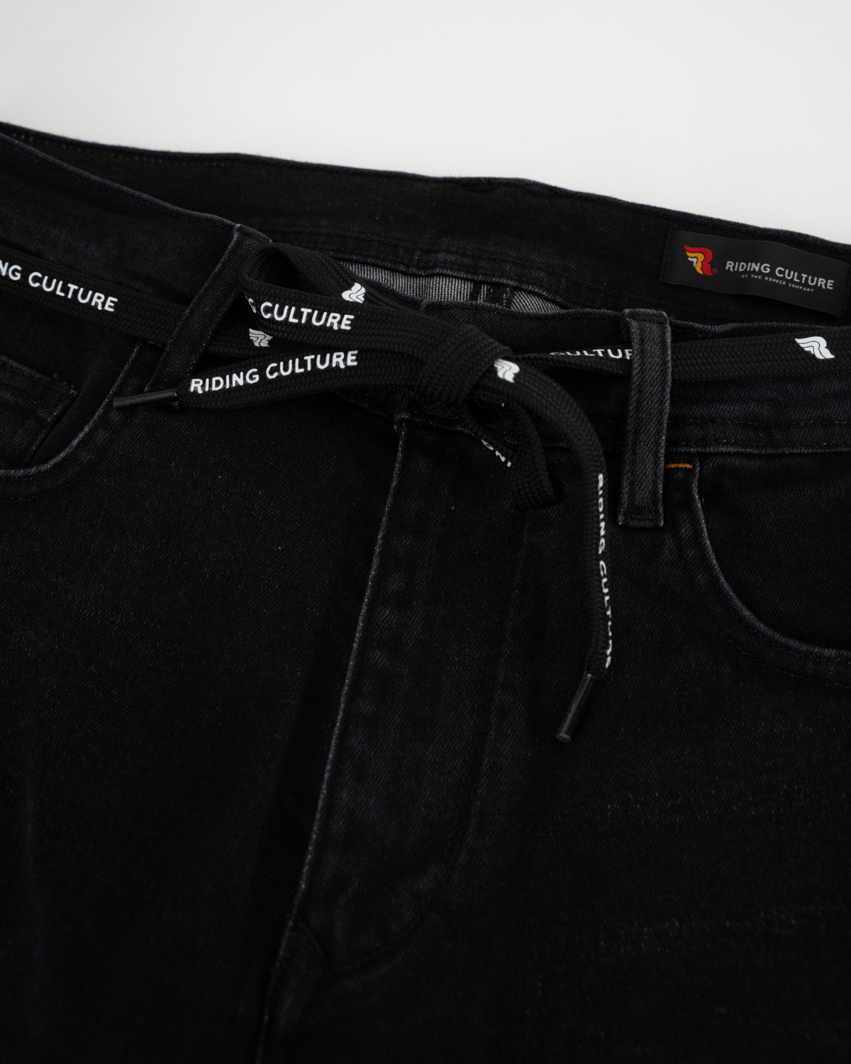 Tapered Slim Men Black