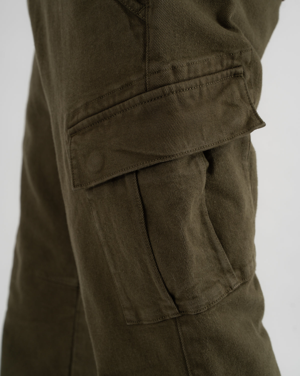 regular cargo pants men tobacco in cotton - CARHARTT WIP - d — 2