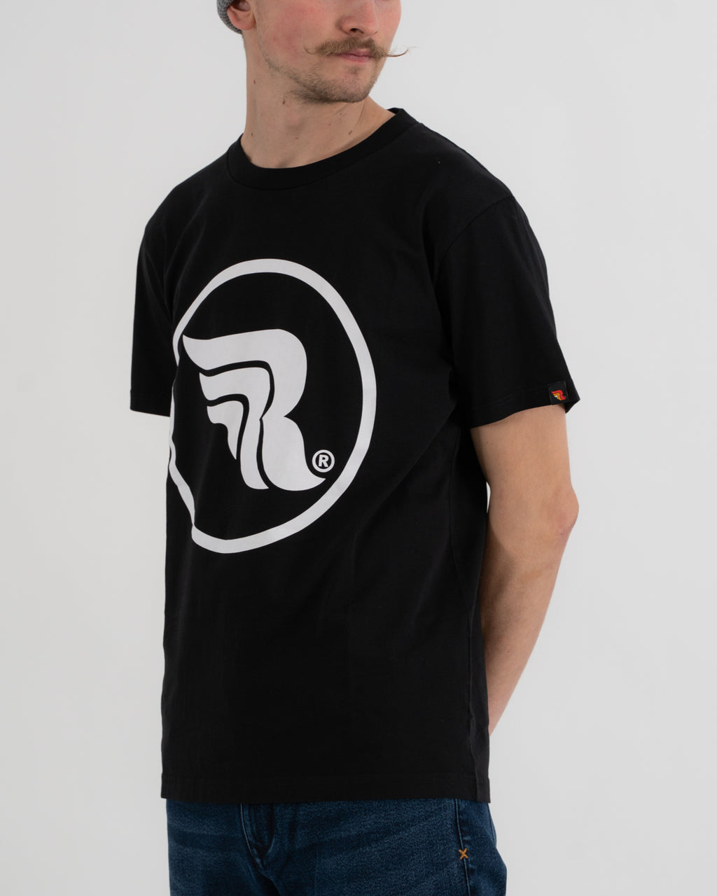 Short circle. Short circle. Short circle. Washed t shirt. Шорты befree мужские.